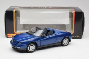 Alfa Romeo Spider 916 Periwinkle Mėlynas Maisto 1:18 50308 Metalas - nuotrauka 7 iš 7