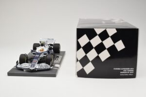 AlphaTauri AT03 #22 Y. Tsunoda Bahrain GP 2022 Minichamps 1:18 117220122 Metalas - nuotrauka 6 iš 6