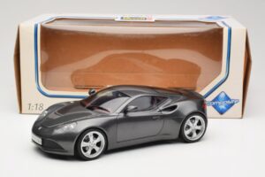 Artega GT Grey Metallic Revell 1:18 09024 Metalas - nuotrauka 8 iš 8