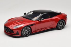 Aston Martin DB12 Hyper Red GT Spirit 1:18 GT936 Derva