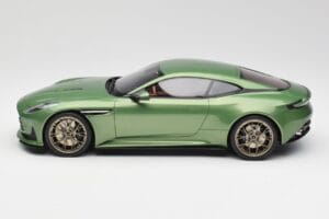 Aston Martin DB12 Žalias GT Spirit 1:18 GT466 Derva - nuotrauka 3 iš 5