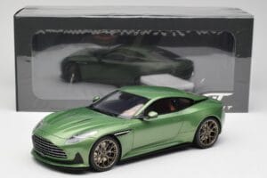 Aston Martin DB12 Žalias GT Spirit 1:18 GT466 Derva - nuotrauka 5 iš 5