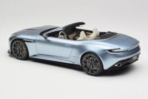 Aston Martin DB12 Volante Caribbean Blue Pearl GT Spirit 1:18 GT479 Derva - nuotrauka 5 iš 6