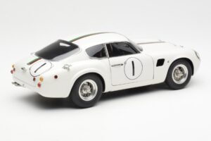 Aston Martin DB4 GT Zagato #1 24 Hours of Le Mans 1961 CMC 1:18 M-139 Metalas - nuotrauka 2 iš 6