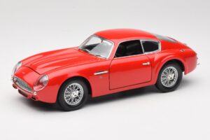 Aston Martin DB4 GT Zagato Raudonas Road Signature 1:18 92728 Metalas
