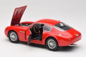 Aston Martin DB4 GT Zagato Raudonas Road Signature 1:18 92728 Metalas - nuotrauka 5 iš 8