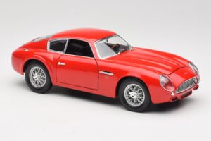 Aston Martin DB4 GT Zagato Raudonas Road Signature 1:18 92728 Metalas - nuotrauka 6 iš 8