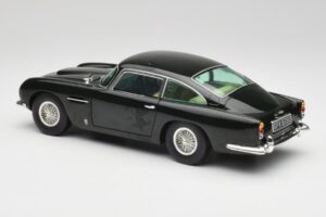 Aston Martin DB5 California Šalavijų Žalia Chrono 1:18 H1001 Metalas - nuotrauka 7 iš 8