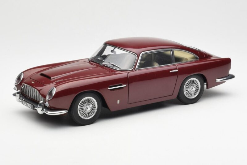 Aston Martin DB5 Dubonnet Raudonas AUTOart 1:18 70213 Metalas