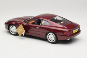 Aston Martin DB7 Raudonas Guiloy 1:18 67550 Metalas - nuotrauka 7 iš 8