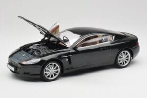 Aston Martin DB9 Juodas Solido 1:18 15025600 Metalas - nuotrauka 2 iš 8