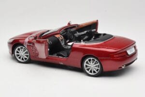 Aston Martin DB9 Volante Raudonas Solido 1:18 8163 Metalas - nuotrauka 5 iš 8