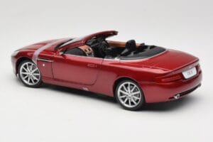 Aston Martin DB9 Volante Raudonas Solido 1:18 8163 Metalas - nuotrauka 7 iš 8