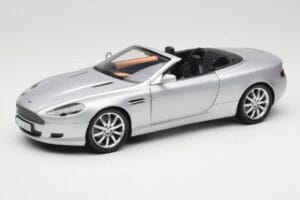 Aston Martin DB9 Volante Sidabrinis Minichamps 1:18 150137334 Metalas