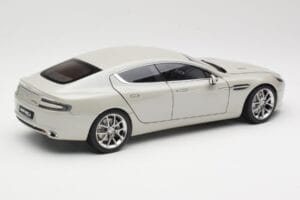 Aston Martin Rapide S Silver Fox AUTOart 1:18 70258 Metalas - nuotrauka 3 iš 8