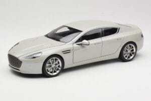 Aston Martin Rapide S Silver Fox AUTOart 1:18 70258 Metalas