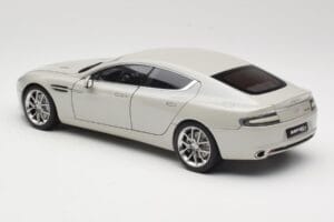 Aston Martin Rapide S Silver Fox AUTOart 1:18 70258 Metalas - nuotrauka 7 iš 8