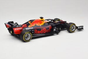 Aston Martin Red Bull Racing RB15 #33 M. Verstappen Winner Brazil GP 2019 Minichamps 1:18 110191933 Metalas - nuotrauka 2 iš 6