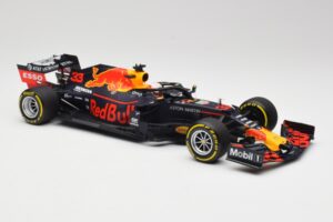 Aston Martin Red Bull Racing RB15 #33 M. Verstappen Winner Brazil GP 2019 Minichamps 1:18 110191933 Metalas - nuotrauka 4 iš 6