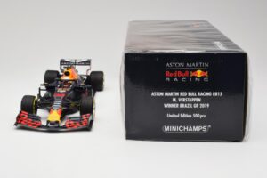 Aston Martin Red Bull Racing RB15 #33 M. Verstappen Winner Brazil GP 2019 Minichamps 1:18 110191933 Metalas - nuotrauka 6 iš 6