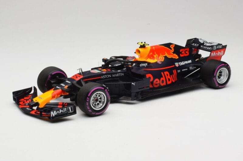 Aston Martin Red Bull Racing RB14 Tag Heuer #33 M. Verstappen Mexican GP 2018 Minichamps 1:18 110181933 Metalas