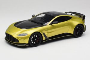 Aston Martin V12 Vantage Final Edition Cosmopolitan Yellow TopSpeed 1:18 TS0453 Metalas