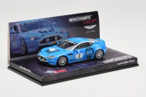 Aston Martin V12 Vantage #7 U. Bez / Porritt / R. Meaden / Mathai 24 Hours Nurburgring 2009 Minichamps 1:43 437091307 Metalas - nuotrauka 2 iš 4