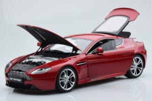 Aston Martin V12 Vantage Raudonas AUTOart 1:18 70208 Metalas - nuotrauka 2 iš 8