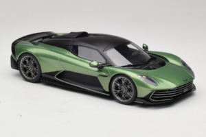 Aston Martin Valhalla Iridescent Emerald Green GT Spirit 1:18 GT558 Derva - nuotrauka 4 iš 6