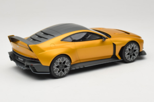 Aston Martin Valiant Auric Gold Metallic GT Spirit 1:18 GT546 Derva - nuotrauka 2 iš 6