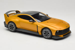Aston Martin Valiant Auric Gold Metallic GT Spirit 1:18 GT546 Derva - nuotrauka 4 iš 6