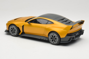 Aston Martin Valiant Auric Gold Metallic GT Spirit 1:18 GT546 Derva - nuotrauka 5 iš 6