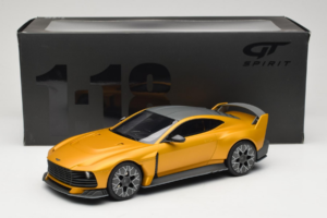Aston Martin Valiant Auric Gold Metallic GT Spirit 1:18 GT546 Derva - nuotrauka 6 iš 6