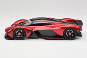 Aston Martin Valkyrie AMR Pro Hyper Red TopSpeed 1:18 TS0539 Metalas - nuotrauka 3 iš 6