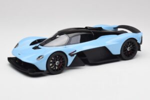 Aston Martin Valkyrie Racing Mėlynas GT Spirit 1:18 GT915 Derva