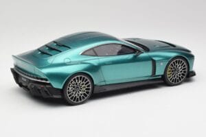 Aston Martin Valour Racing Green GT Spirit 1:18 GT480 Derva - nuotrauka 2 iš 6