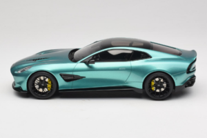 Aston Martin Vanquish Green Metallic GT Spirit 1:18 GT551 Derva - nuotrauka 3 iš 6