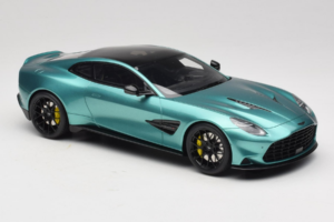 Aston Martin Vanquish Green Metallic GT Spirit 1:18 GT551 Derva - nuotrauka 4 iš 6