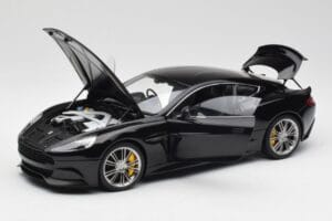 Aston Martin Vanquish Onyx Juodas AUTOart 1:18 70247 Metalas - nuotrauka 2 iš 8