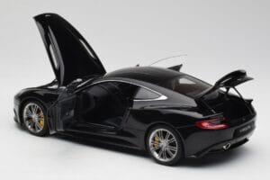 Aston Martin Vanquish Onyx Juodas AUTOart 1:18 70247 Metalas - nuotrauka 5 iš 8