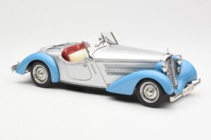 Audi 225 Front Roadster Mėlyna Sidabrinė CMC 1:18 M-075B Metalas - nuotrauka 4 iš 6