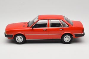 Audi 80 B2 GLS Raudonas MCG 1:18 MCG18526 Metalas - nuotrauka 3 iš 6