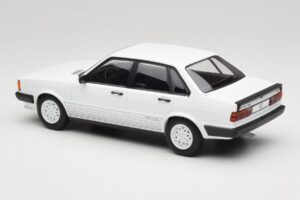 Audi 80 B2 GTE Baltas MCG 1:18 MCG18527 Metalas - nuotrauka 5 iš 6
