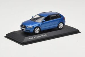 Audi A3 8P Sportback Mauritius Blue Minichamps 1:43 5010403033 Metalas - nuotrauka 2 iš 4