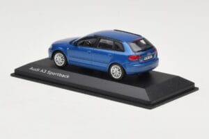 Audi A3 8P Sportback Mauritius Blue Minichamps 1:43 5010403033 Metalas - nuotrauka 3 iš 4