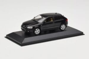 Audi A3 8P Black Metallic Minichamps 1:43 12000 Metalas - nuotrauka 2 iš 4