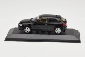 Audi A3 8P Black Metallic Minichamps 1:43 12000 Metalas