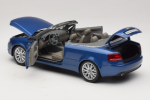 Audi A4 B6 Kabrioletas Mėlynas Norev 1:18 5010504325 Metalas - nuotrauka 5 iš 9