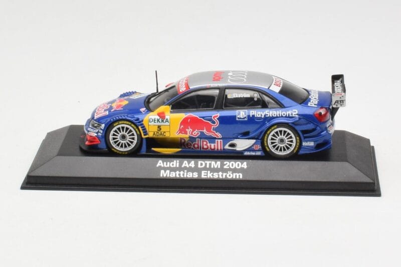 Audi A4 B6 #5 Red Bull M. Ekström DTM 2004 Minichamps 1:43 5020400303 Metalas