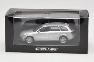 Audi A4 B7 Avant Sidabrinis Minichamps 1:43 AUDI009 Metalas - nuotrauka 4 iš 4